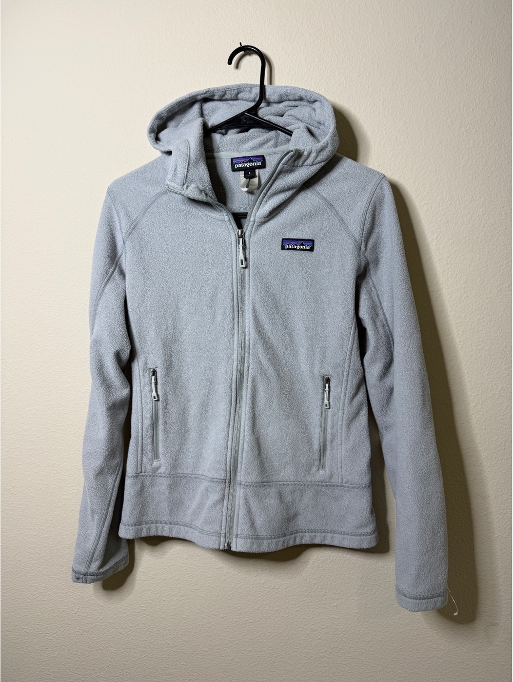 Patagonia Women's Small Light Gray Full-Zip Fleece Hoodie Jacket